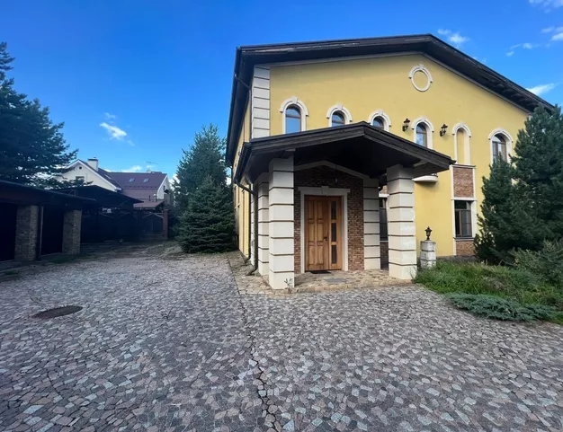 дом  в КП Дмитровское, 16 км от МКАД