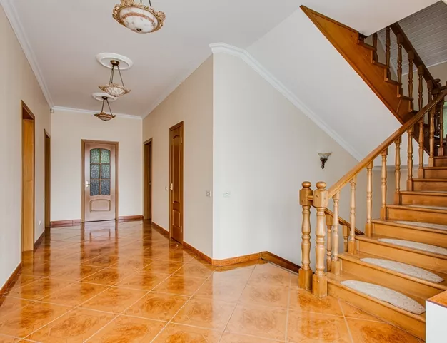 дом  в КП Петровский, 13 км от МКАД