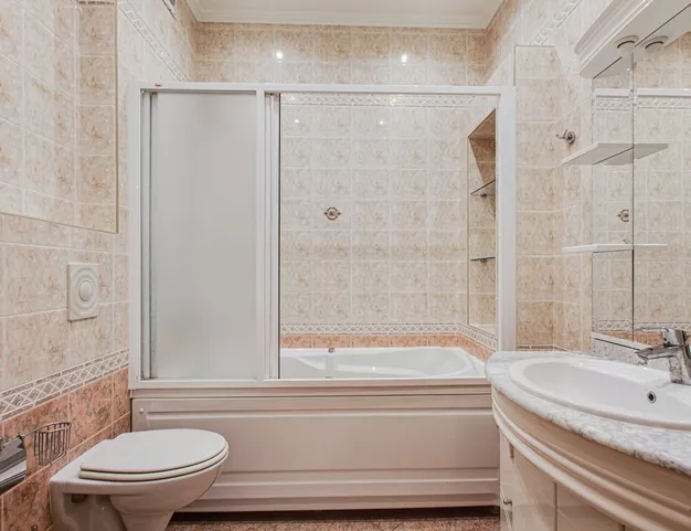 дом  в КП Петровский, 13 км от МКАД