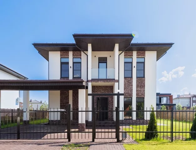 дом  в КП Павловы Озера, 14 км от МКАД