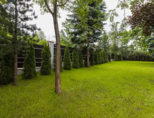 дом  в КП Изумрудный век, 16 км от МКАД