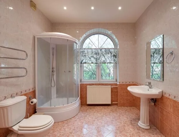 дом  в КП Глухово, 10 км от МКАД