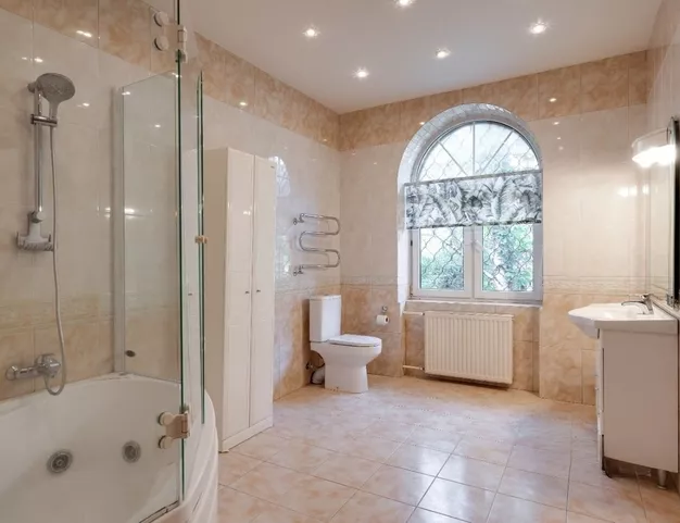 дом  в КП Глухово, 10 км от МКАД