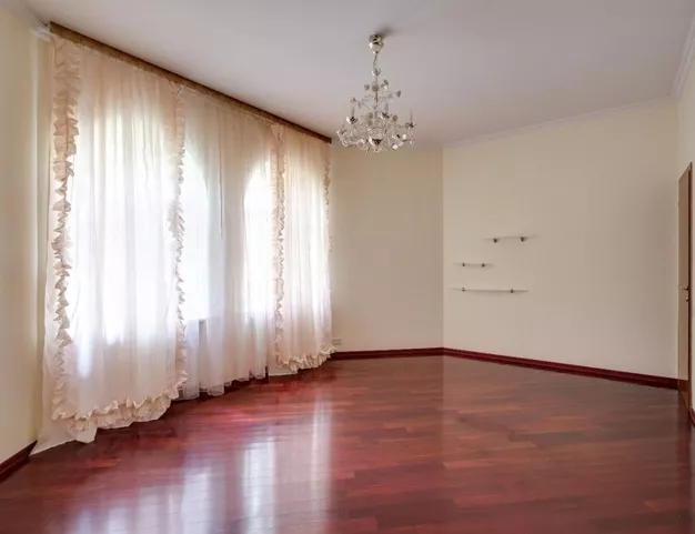 дом  в КП Глухово, 10 км от МКАД