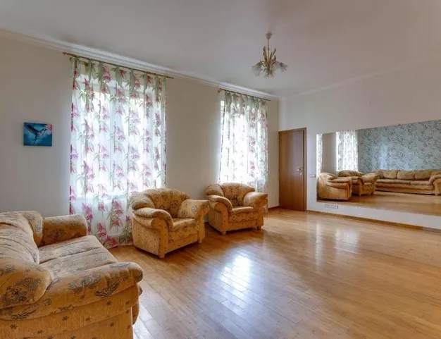 дом  в КП Глухово, 10 км от МКАД