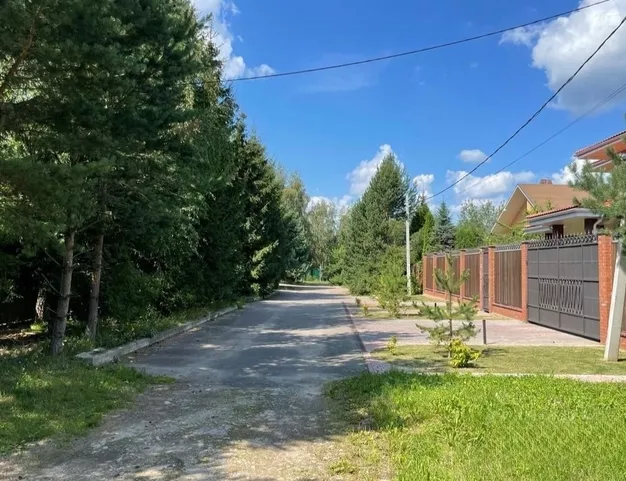 участок  в КП Липка, 9 км от МКАД