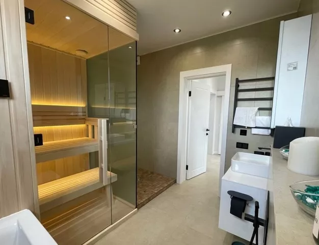 дом  в КП Новолеоново, 56 км от МКАД