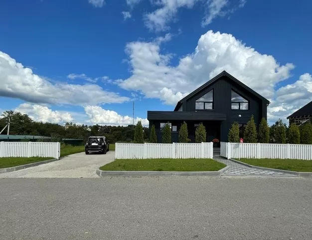 дом  в КП Новолеоново, 56 км от МКАД