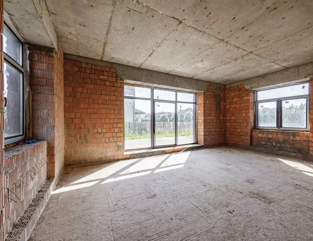 дом  в КП Новорижский, 19 км от МКАД