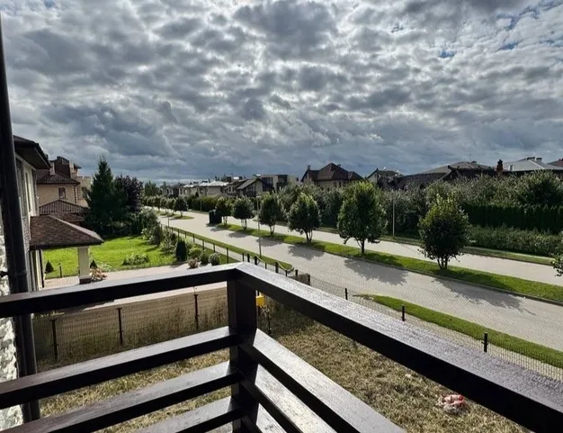 дом  в КП Новорижский, 19 км от МКАД