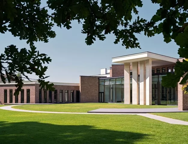 дом  в КП Никольская Слобода, 9 км от МКАД