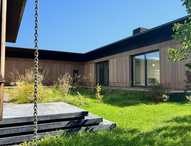 дом  в КП Новорижский, 19 км от МКАД