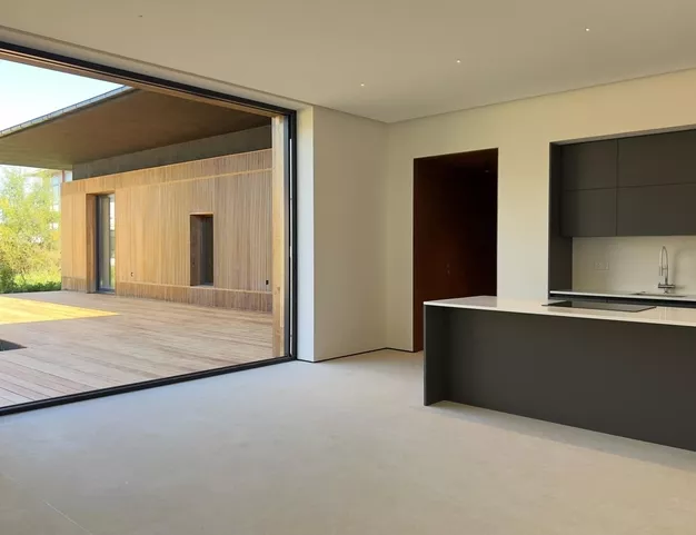 дом  в КП Новорижский, 19 км от МКАД