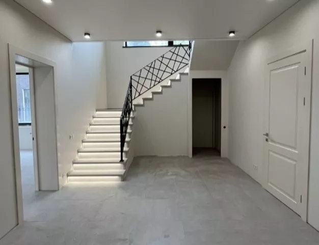 дом  в КП Молоденово, 19 км от МКАД