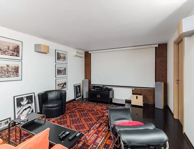 дом  в КП Ильинское, 10 км от МКАД