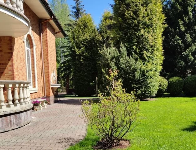 дом  в КП Загорье, 17 км от МКАД