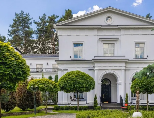 дом  в КП Никольская Слобода, 9 км от МКАД