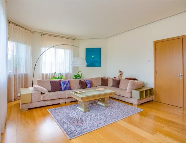 дом  в КП Знаменское Поле, 14 км от МКАД