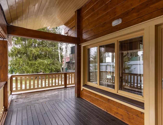 дом  в КП Дубки, 13 км от МКАД