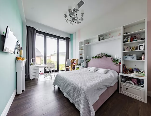 дом  в КП Новорижский, 19 км от МКАД