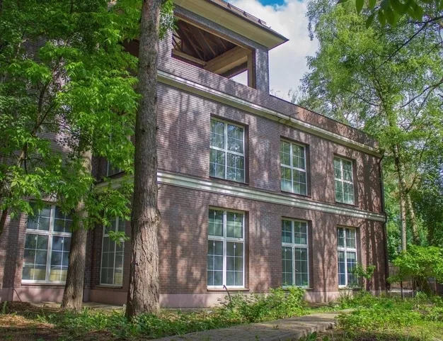 дом  в КП ФРМУ, 0 км от МКАД