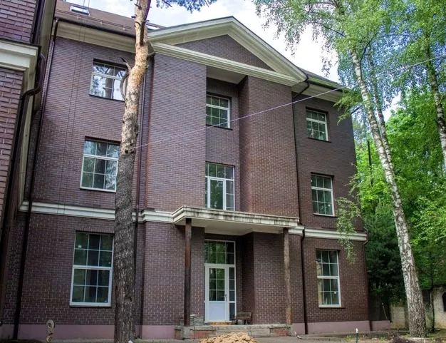 дом  в КП ФРМУ, 0 км от МКАД