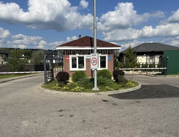 участок  в КП Подмосковные Просторы, 32 км от МКАД