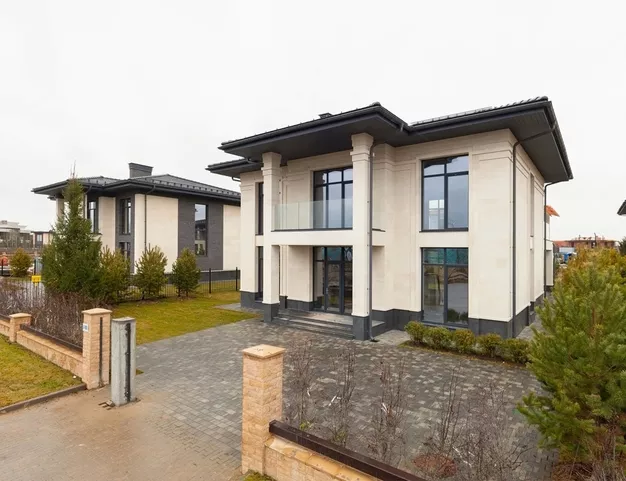 дом  в КП Миллениум Парк, 19 км от МКАД