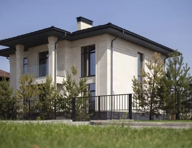 дом  в КП Павловы Озера, 14 км от МКАД