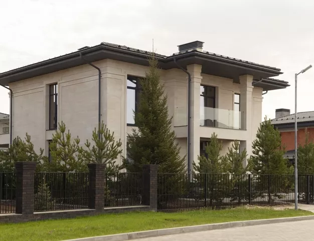 дом  в КП Павловы Озера, 14 км от МКАД