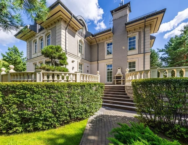 дом  в КП Жуковка XXI, 9 км от МКАД