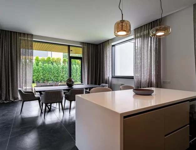 дом  в КП Заря, 16 км от МКАД