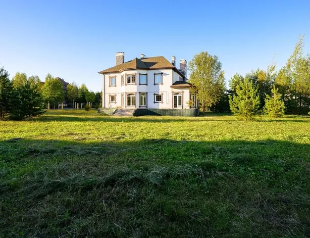 участок  в КП Княжье Озеро, 23 км от МКАД