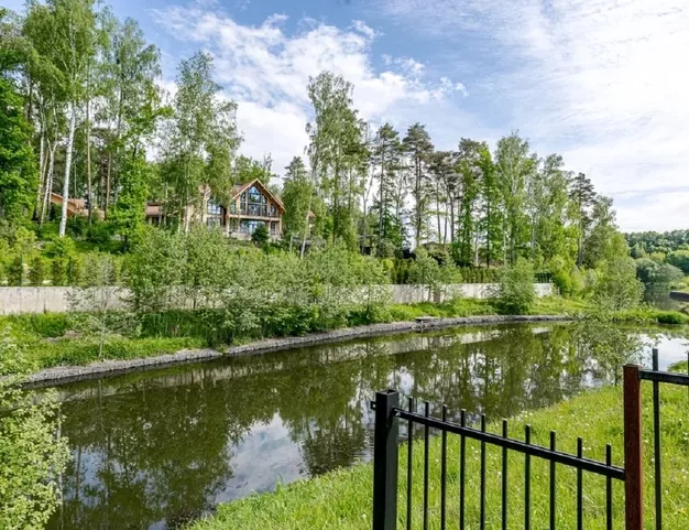 участок  в КП Березки, 17 км от МКАД