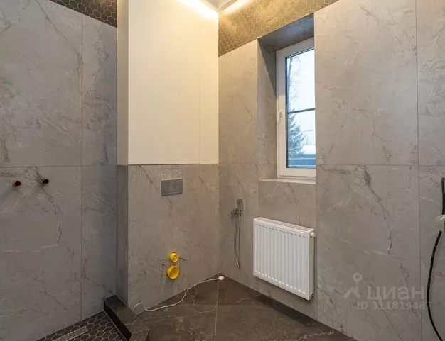 дом  в КП Зеленая Роща-1, 35 км от МКАД