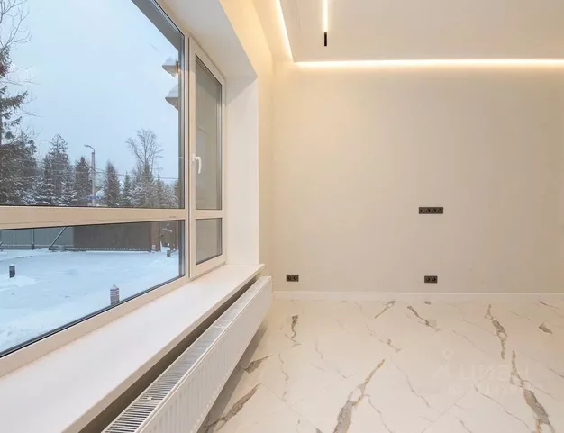 дом  в КП Зеленая Роща-1, 35 км от МКАД