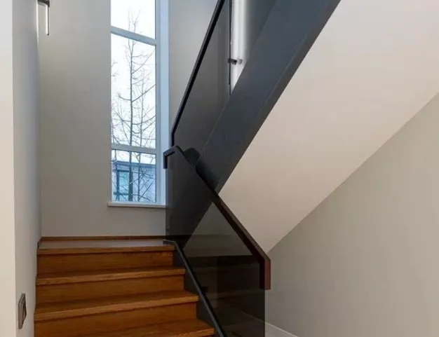 дом  в КП Зеленая Роща-1, 35 км от МКАД