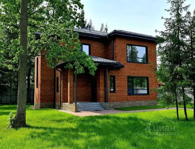 дом  в КП Зеленая Роща-1, 35 км от МКАД