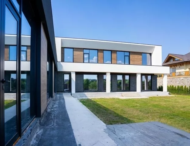 дом  в КП Миллениум Парк, 19 км от МКАД