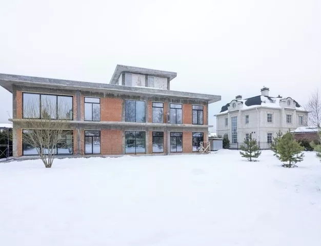 дом  в КП Миллениум Парк, 19 км от МКАД