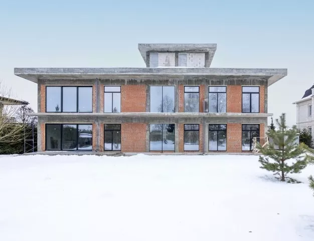 дом  в КП Миллениум Парк, 19 км от МКАД