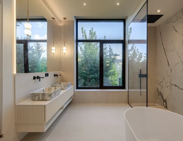 дом  в КП Резиденции Бенилюкс, 19 км от МКАД