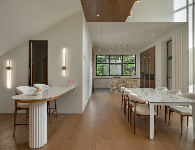 дом  в КП Резиденции Бенилюкс, 19 км от МКАД