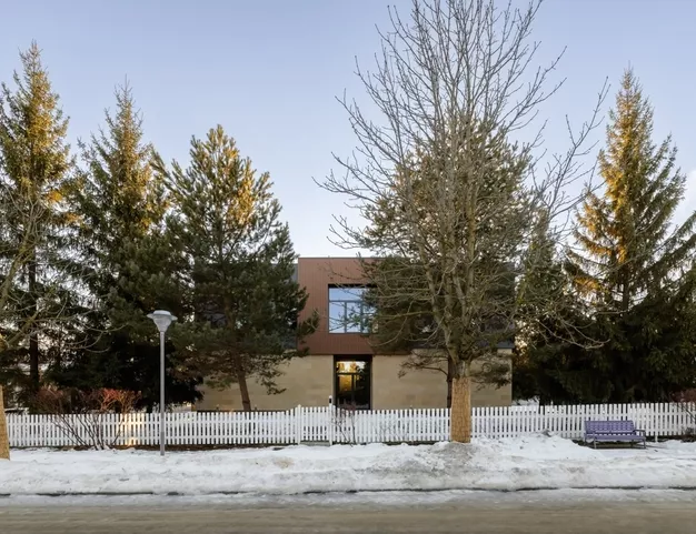 дом  в КП Резиденции Бенилюкс, 19 км от МКАД