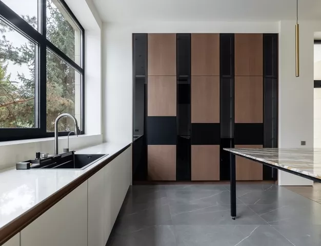 дом  в КП Резиденции Бенилюкс, 19 км от МКАД