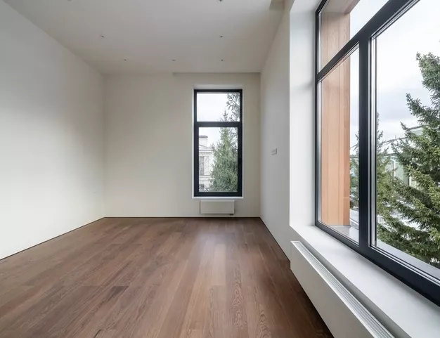 дом  в КП Резиденции Бенилюкс, 19 км от МКАД