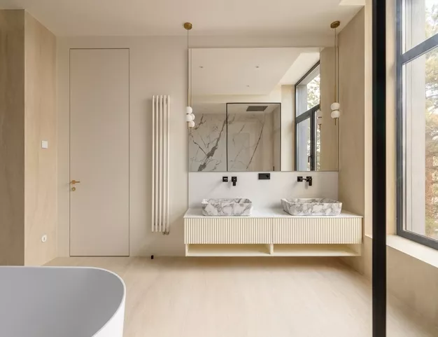 дом  в КП Резиденции Бенилюкс, 19 км от МКАД