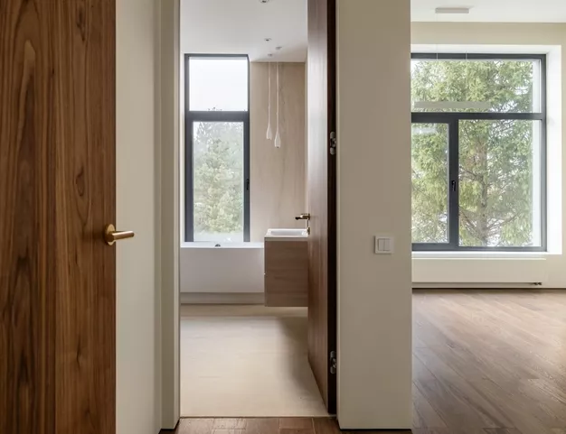 дом  в КП Резиденции Бенилюкс, 19 км от МКАД