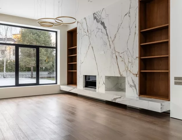 дом  в КП Резиденции Бенилюкс, 19 км от МКАД