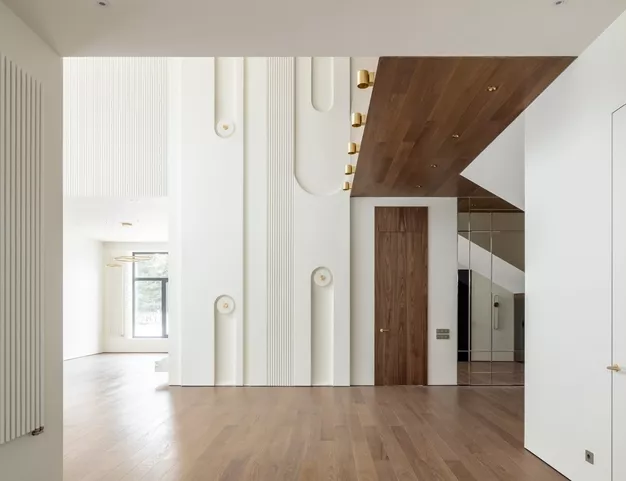 дом  в КП Резиденции Бенилюкс, 19 км от МКАД